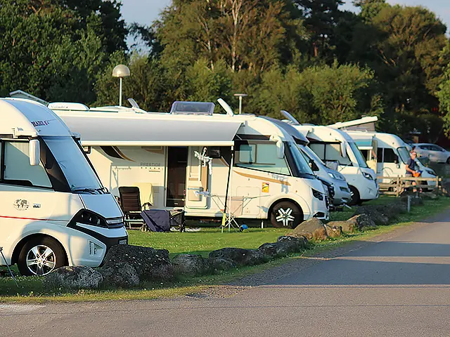 Ställ husbil hos Espeviks Camping nära Varberg